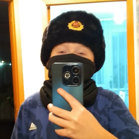 Максим Песков
